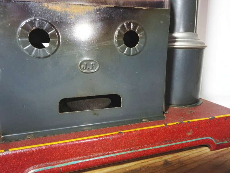 Alte Falk Dampfmaschine 