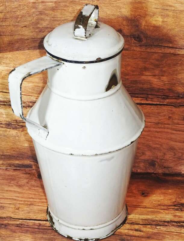 Alter Emaille Krug Wasserkrug Weiss Shabby Chic Landhaus Deko