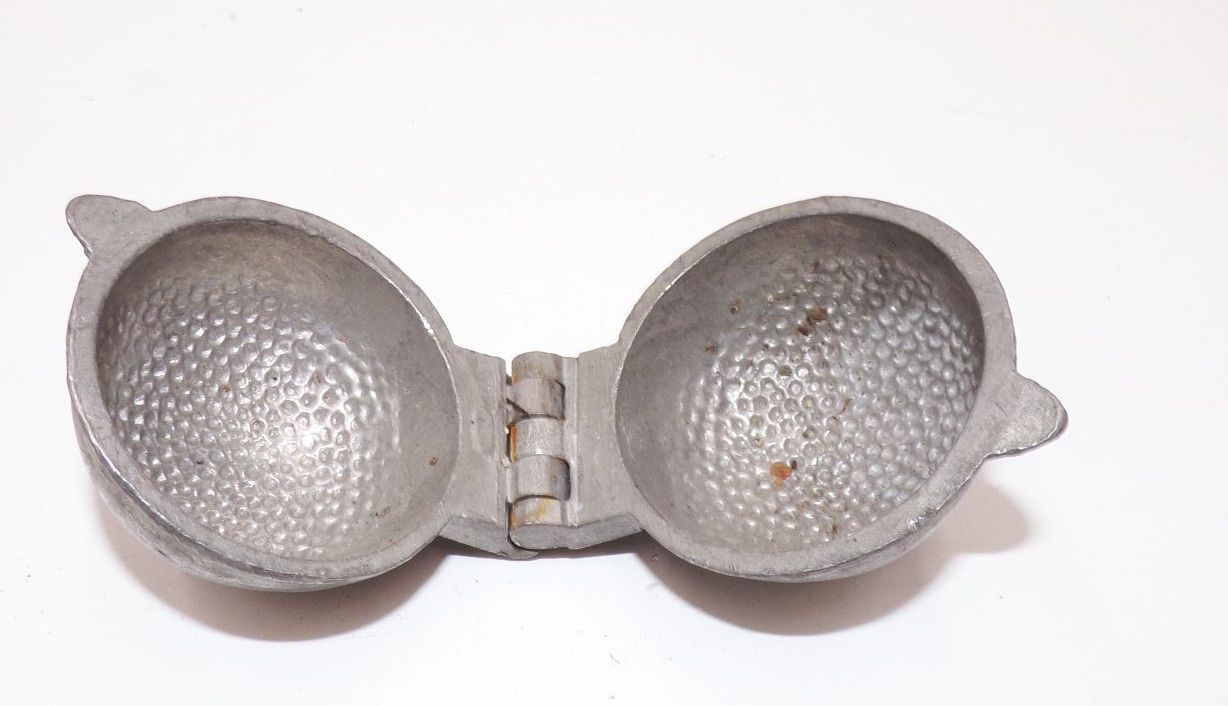 Vintage Konditorform Limette Zitrusfrucht Form aus Zinn Marzipanform Vintage Konditorform Limette Zitrusfrucht Form aus Zinn Marzipanform