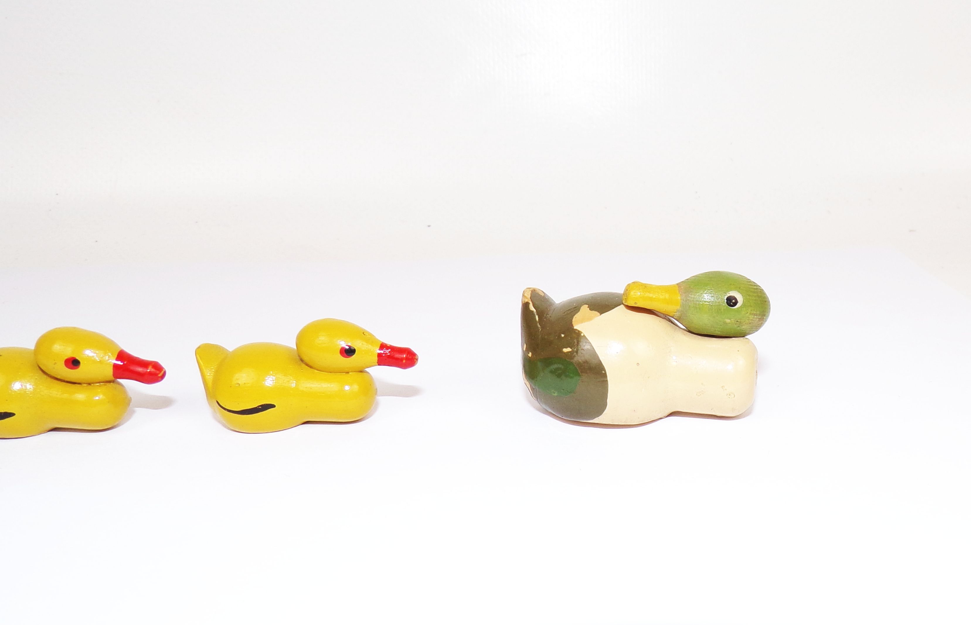 Alte Erzgebirge Ente mit 4 Küken Miniatur