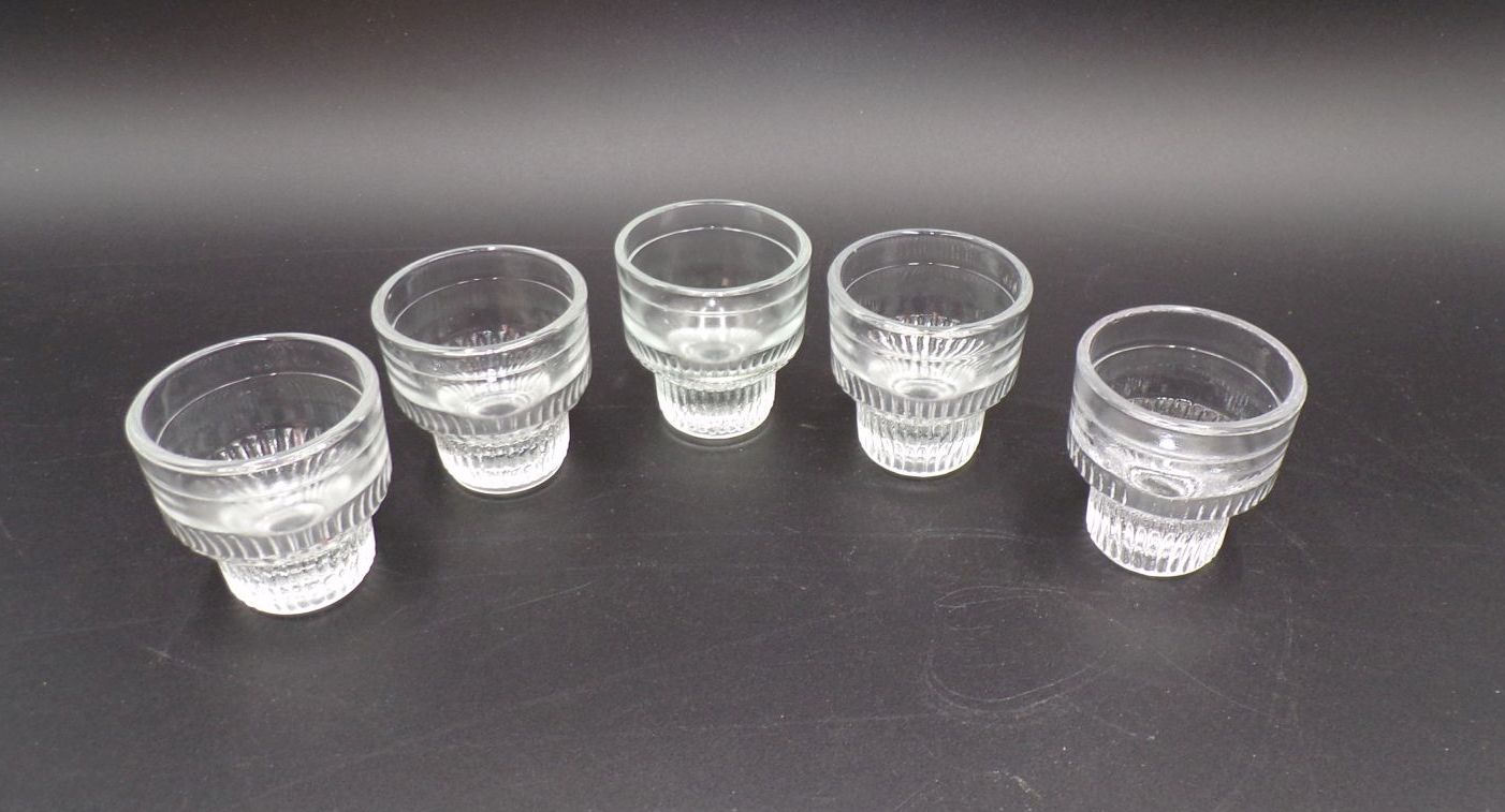 Schnapsglas Stamper 5 Stück Set Pressglas Mitropa HO Gaststätte 4 cl DDR