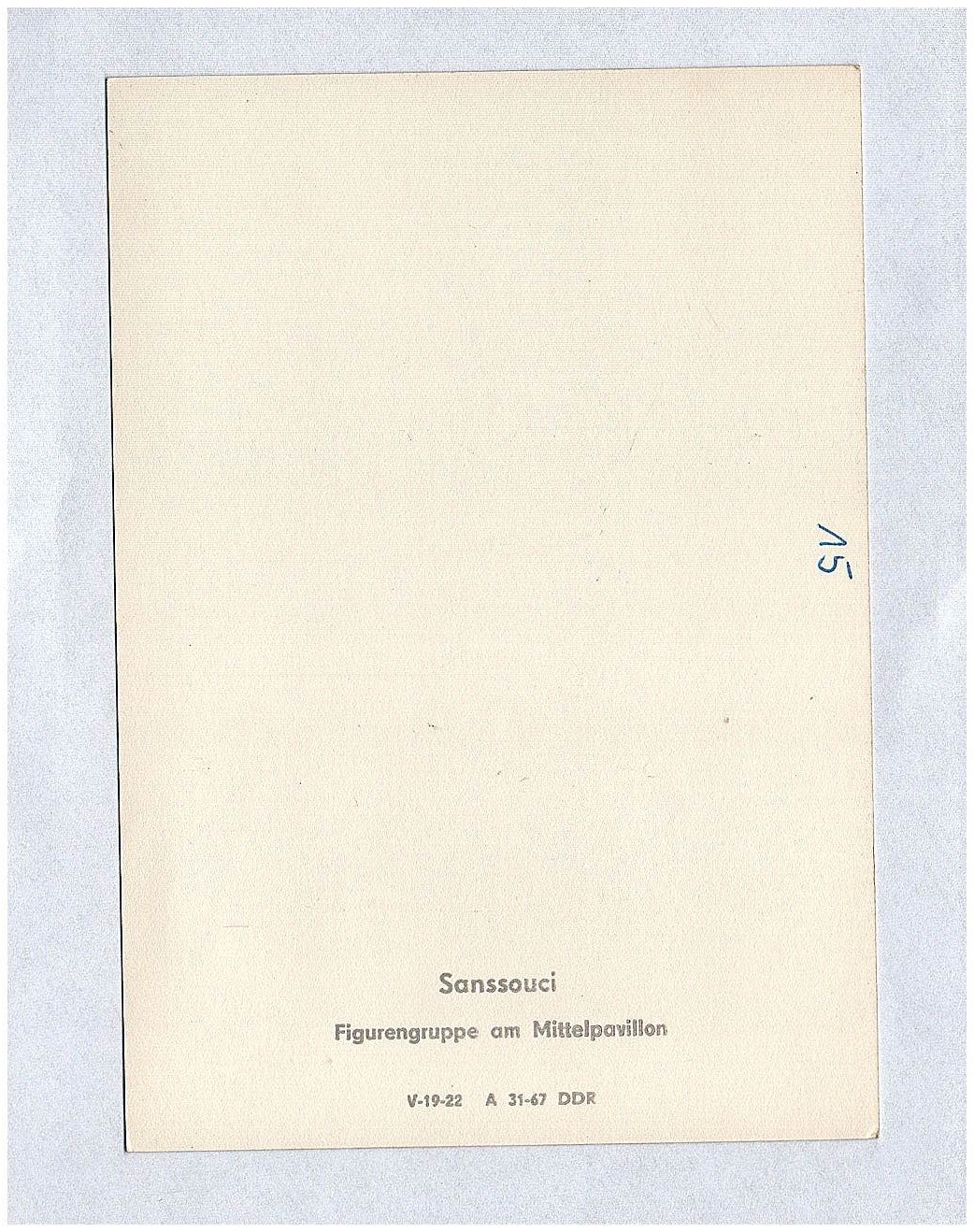 Ak Sanssouci Figurengruppe am Mittelpavillon Potsdam Foto Ak Sanssouci Figurengruppe am Mittelpavillon Potsdam Foto