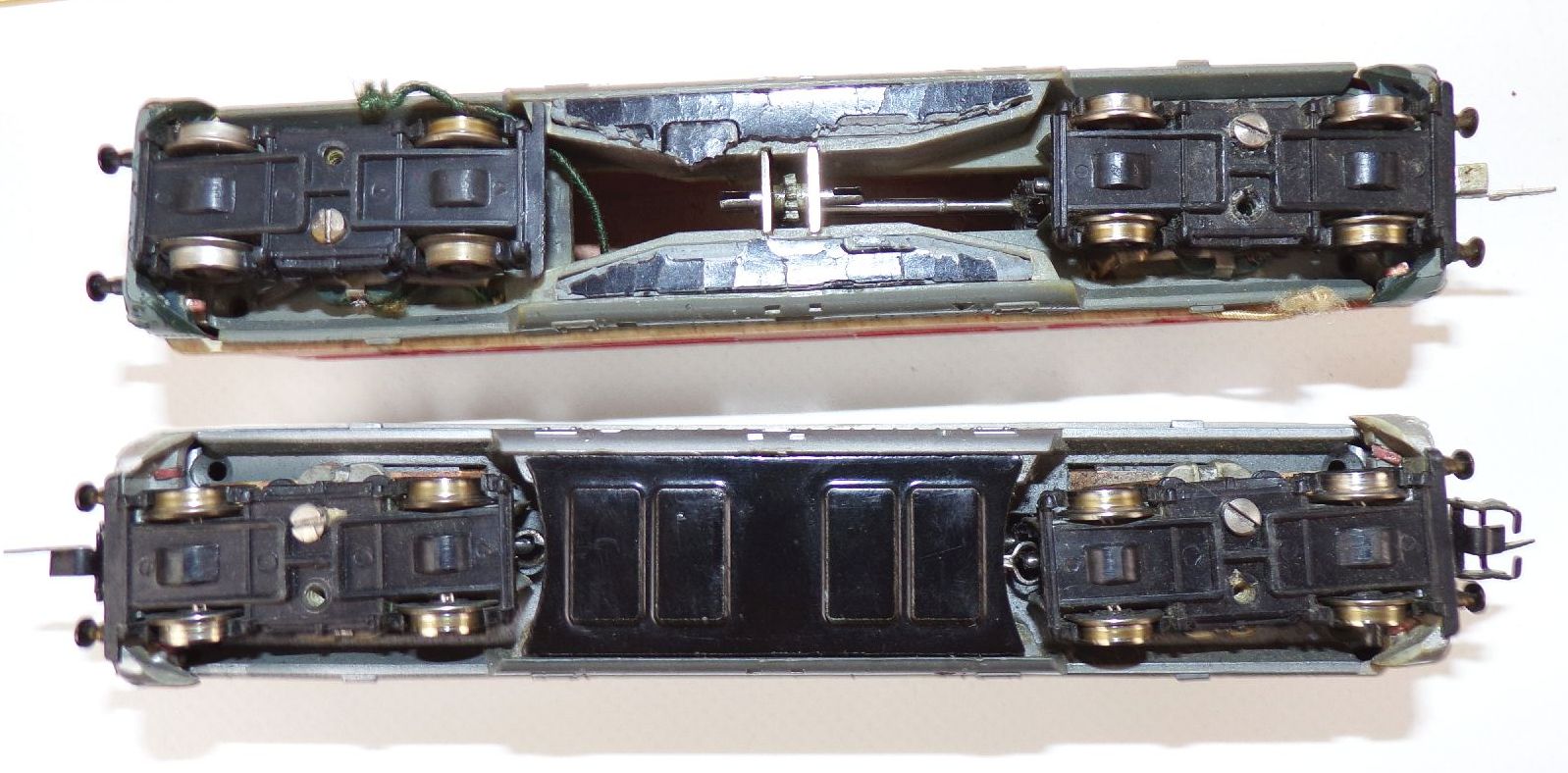 Konvolut H0 Modellbau Häuser Streumaterial Loks Bastlermaterial