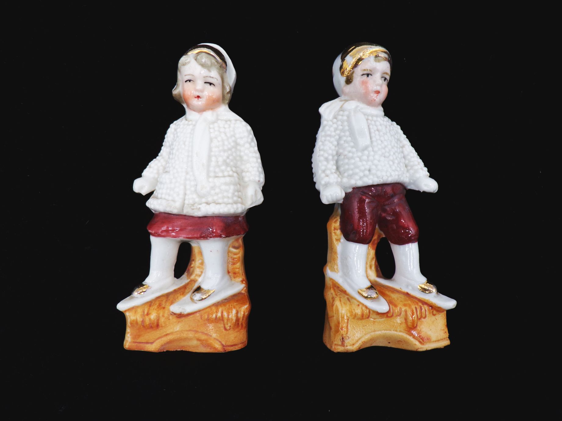 Porzellanfiguren Kinder Mädchen Bube 2 Stück Biskuitporzellan Kitsch Nippes 