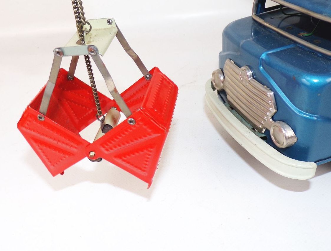 Alter Gama Kranwagen Büssing mit Originalkarton Alter Gama Kranwagen Büssing mit Originalkarton