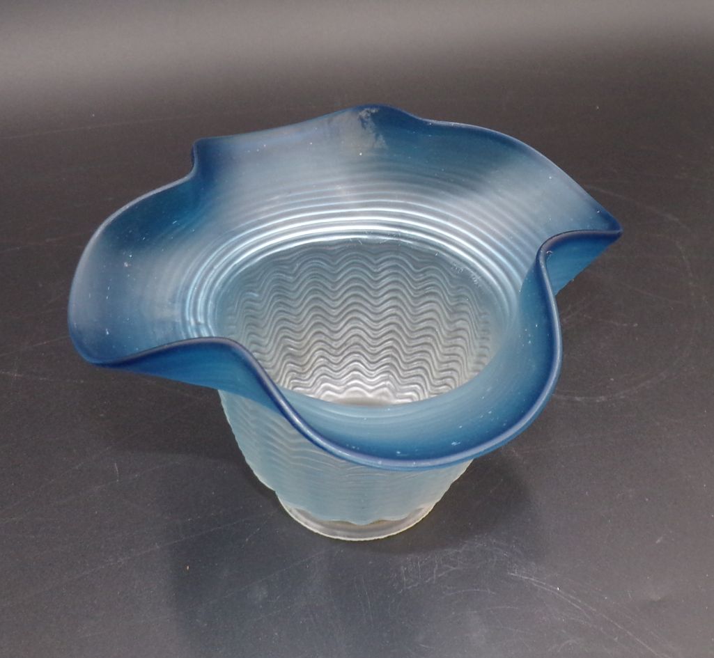 Alter Lampenschirm klein blau antik 