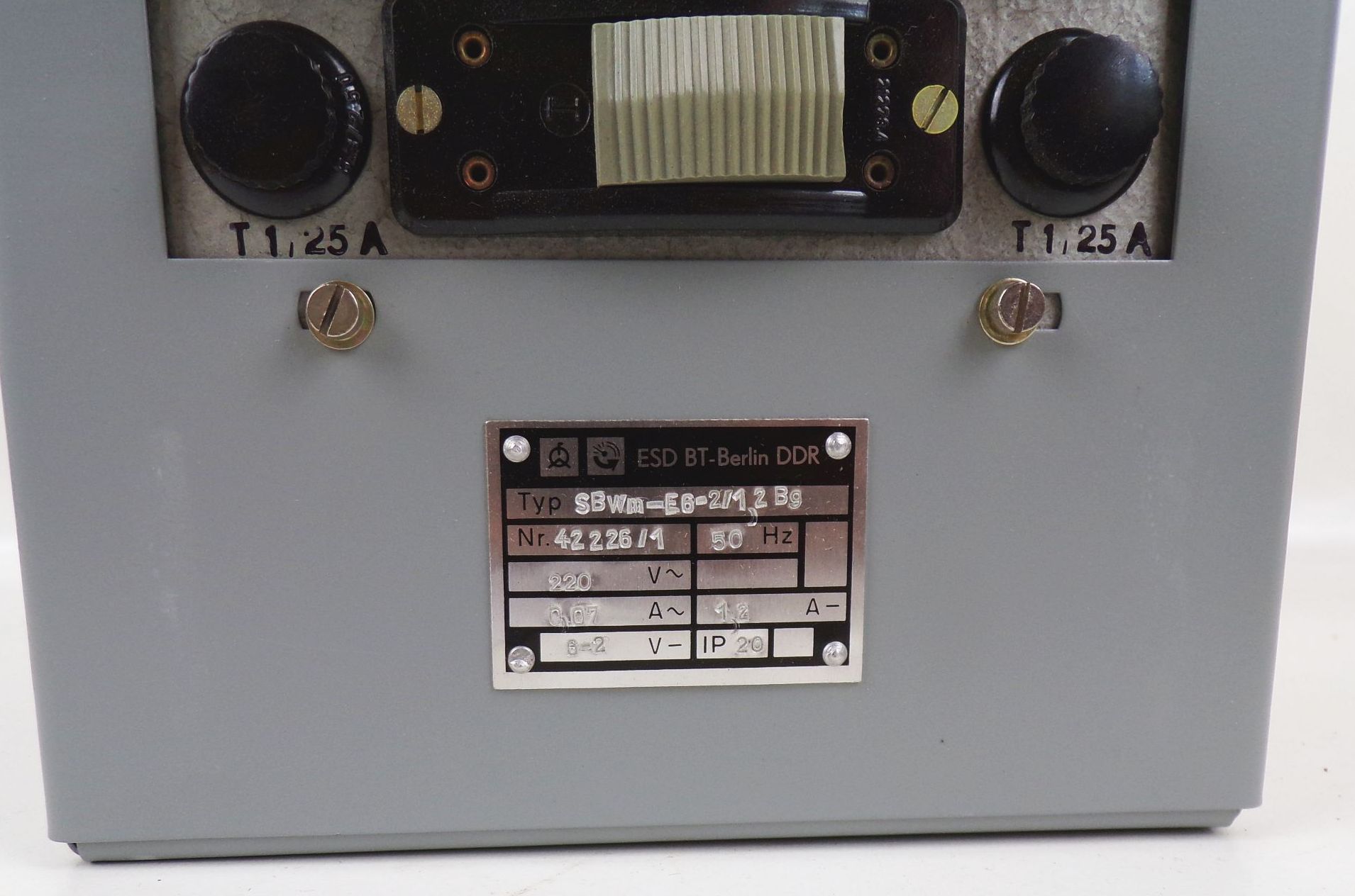 DDR Ladegerät Halbleiter Gleichrichter ESD BT Berlin Originalkarton 