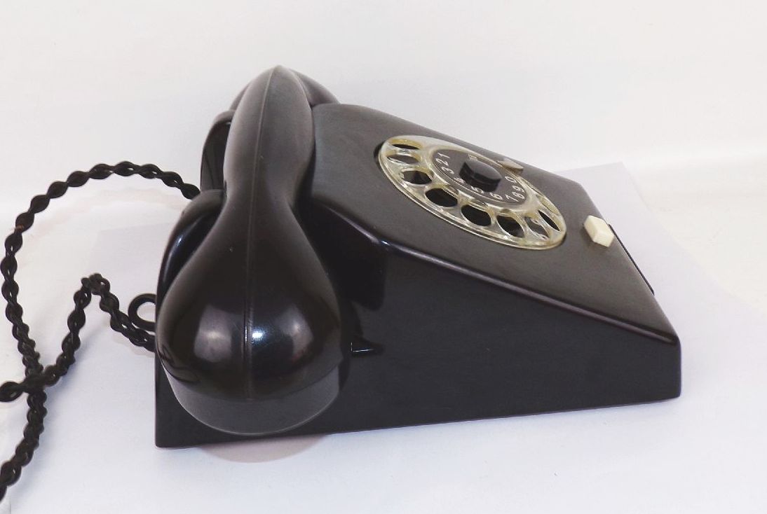 Alte Telefon Nordfern W61 RFT schwarz Wählscheibe Deko Requisite 