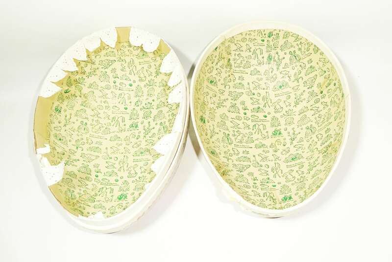 DDR Osterei Pappei Ostern Eastern candy container Vintage 