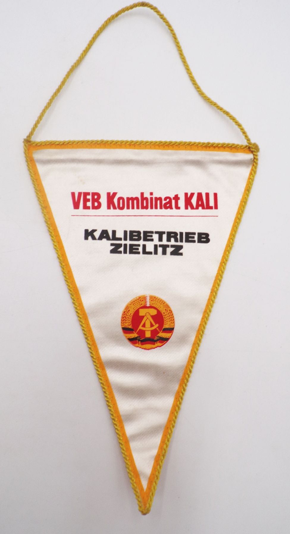 Wimpel Großbaustelle der Völkerfreundschaft Kali Zielitz DDR 