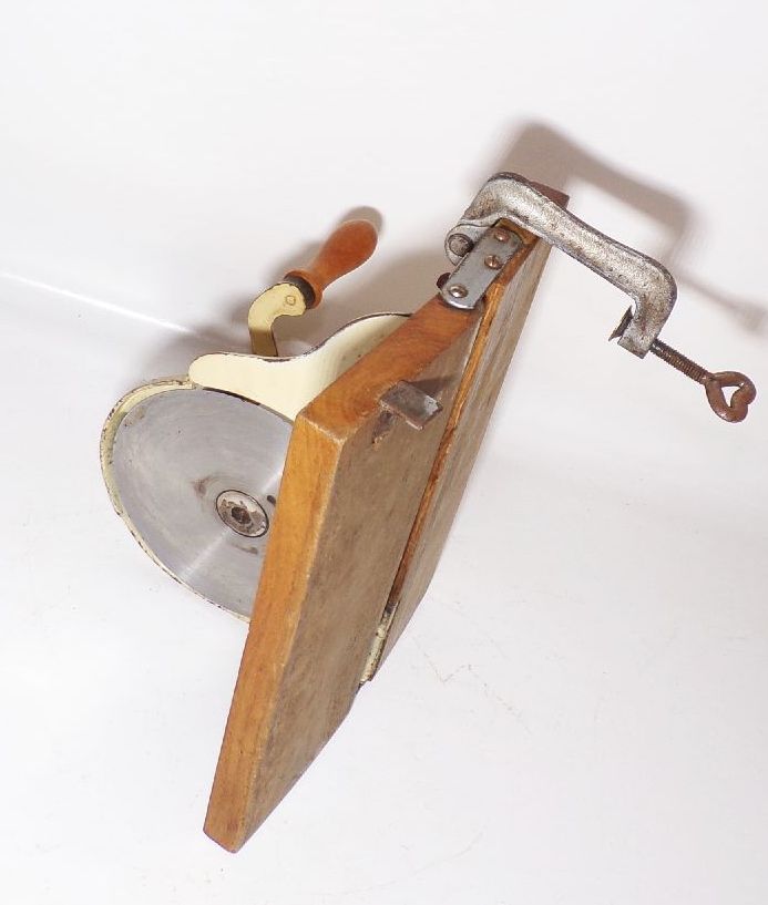 Alte Rotunda Aufschnittmaschine Brotschneidemaschine Deko 