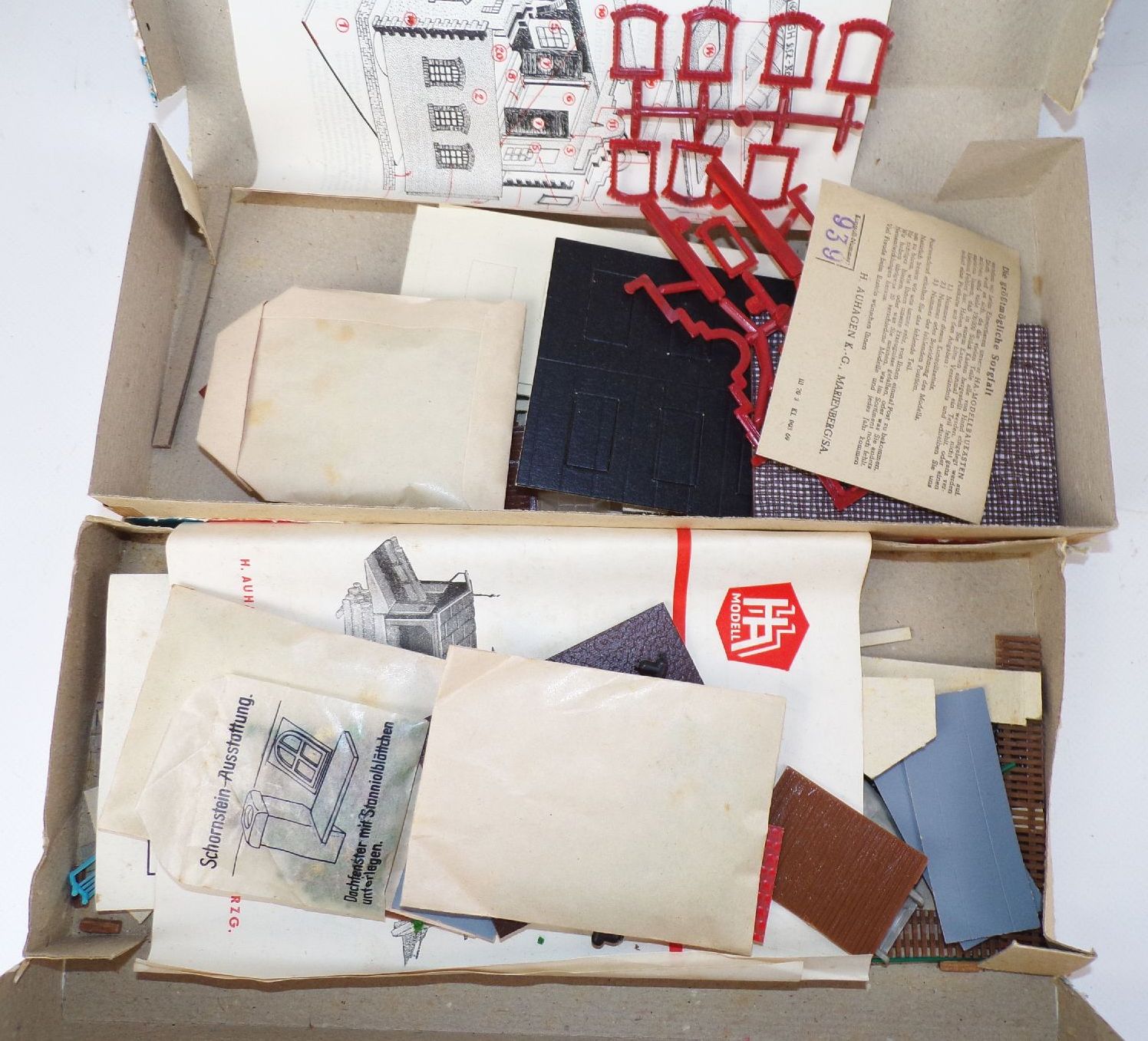 Konvolut H0 Modellbau Häuser Streumaterial Loks Bastlermaterial