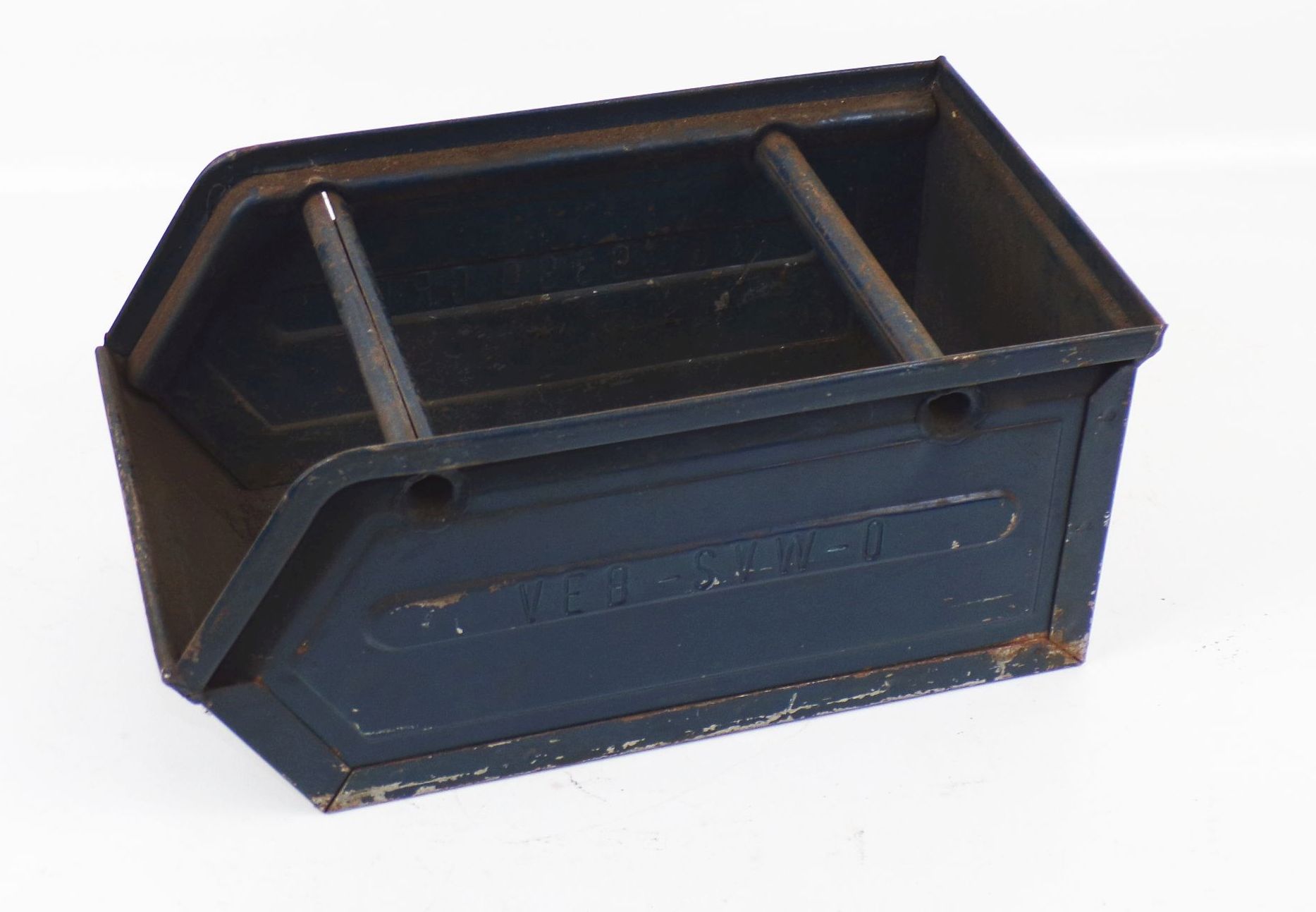 Alte Metall Stapelbox Metallkiste Werkzeugkiste Sortierkiste Stapelbar Regal