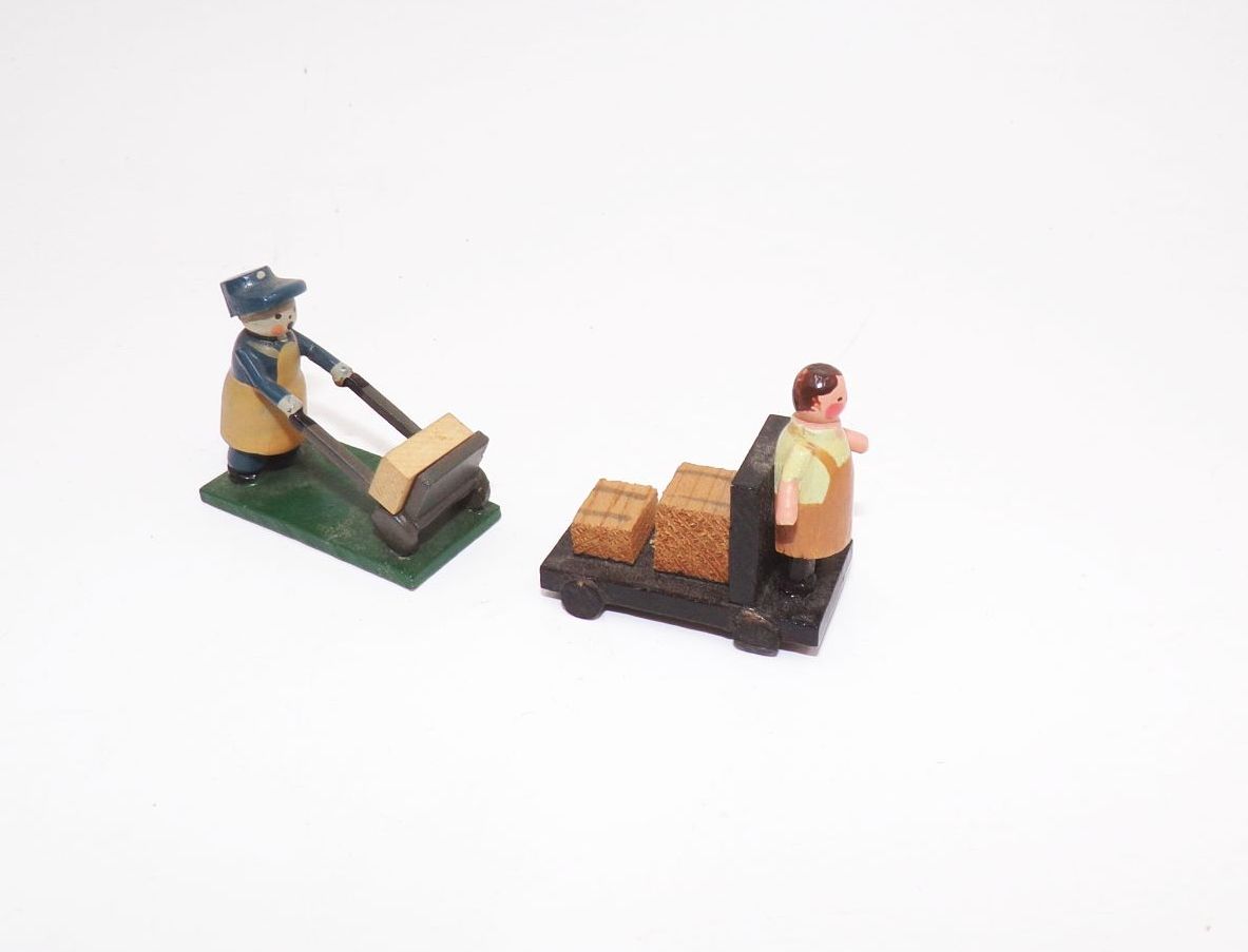 Lot alter Eisenbahn Figuren Erzgebirge Mitropa Zeitungswagen Lot alter Eisenbahn Figuren Erzgebirge Mitropa Zeitungswagen