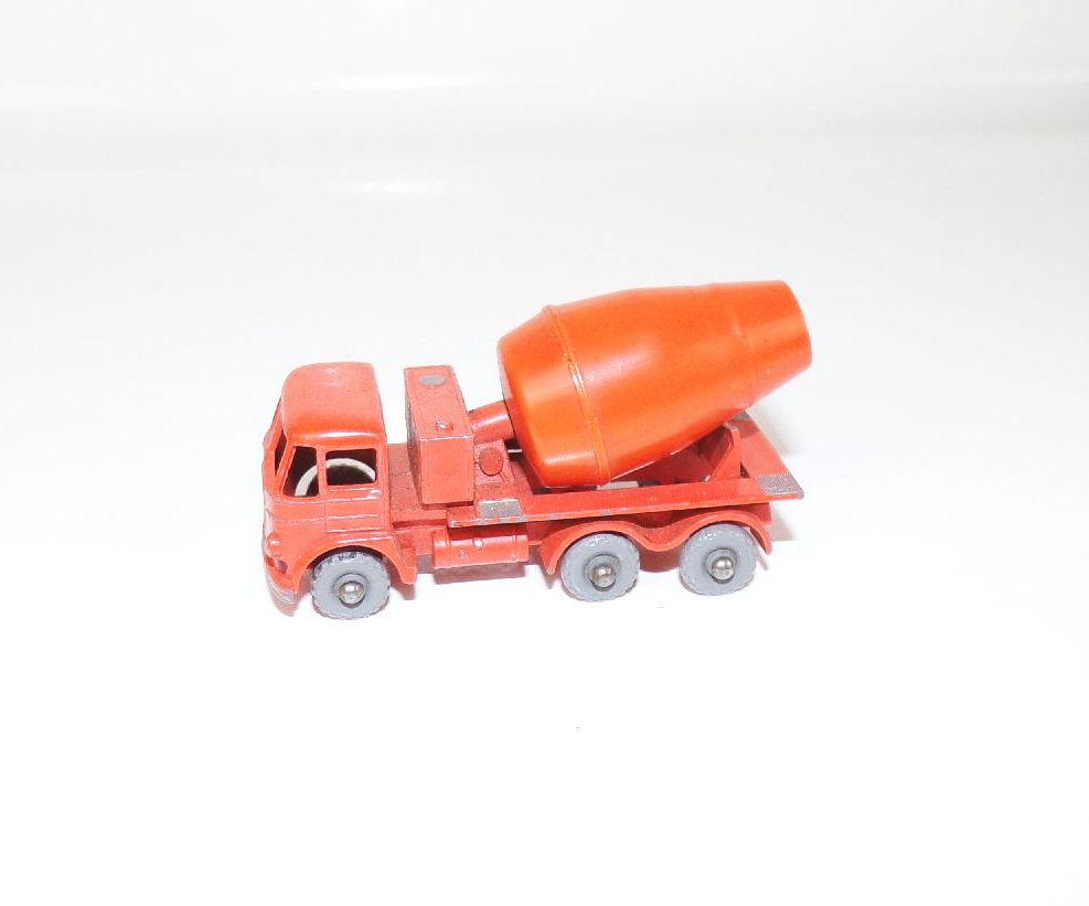 Lesney No 26 Foden Cement Mixer 