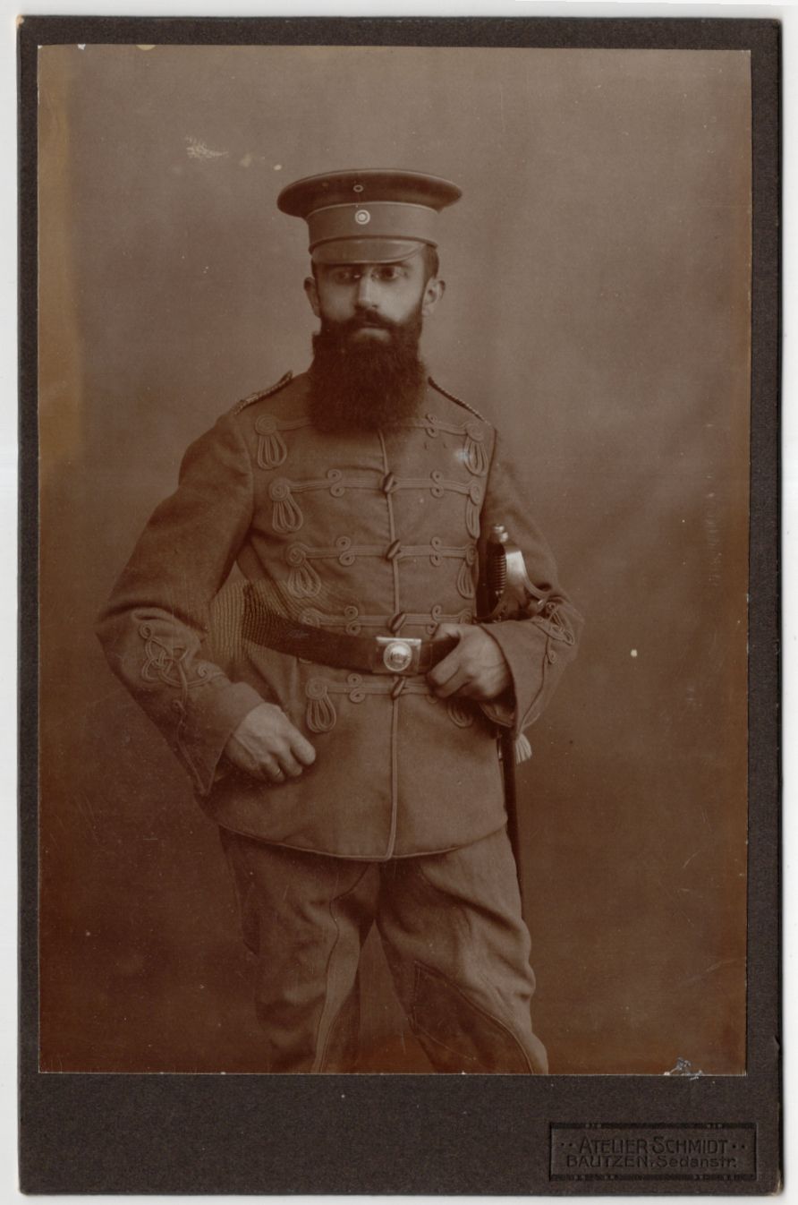 Kabinettfoto Husar Uniform Säbel Bautzen Sachsen um 1900 