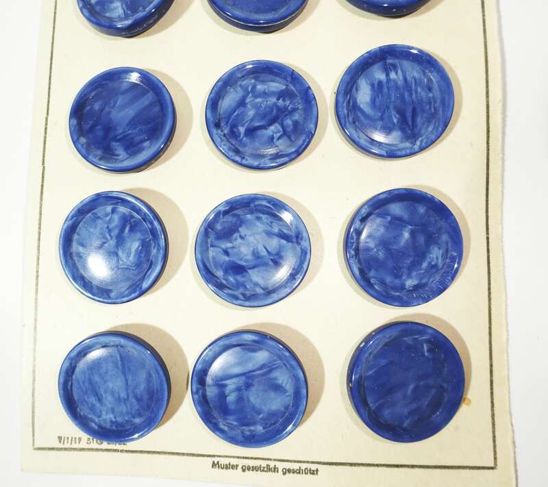 Blauer Knopf 12 Stück Platte Knöpfe Kunststoff Retro Vintage D 27 mm Unbenutzt Blau