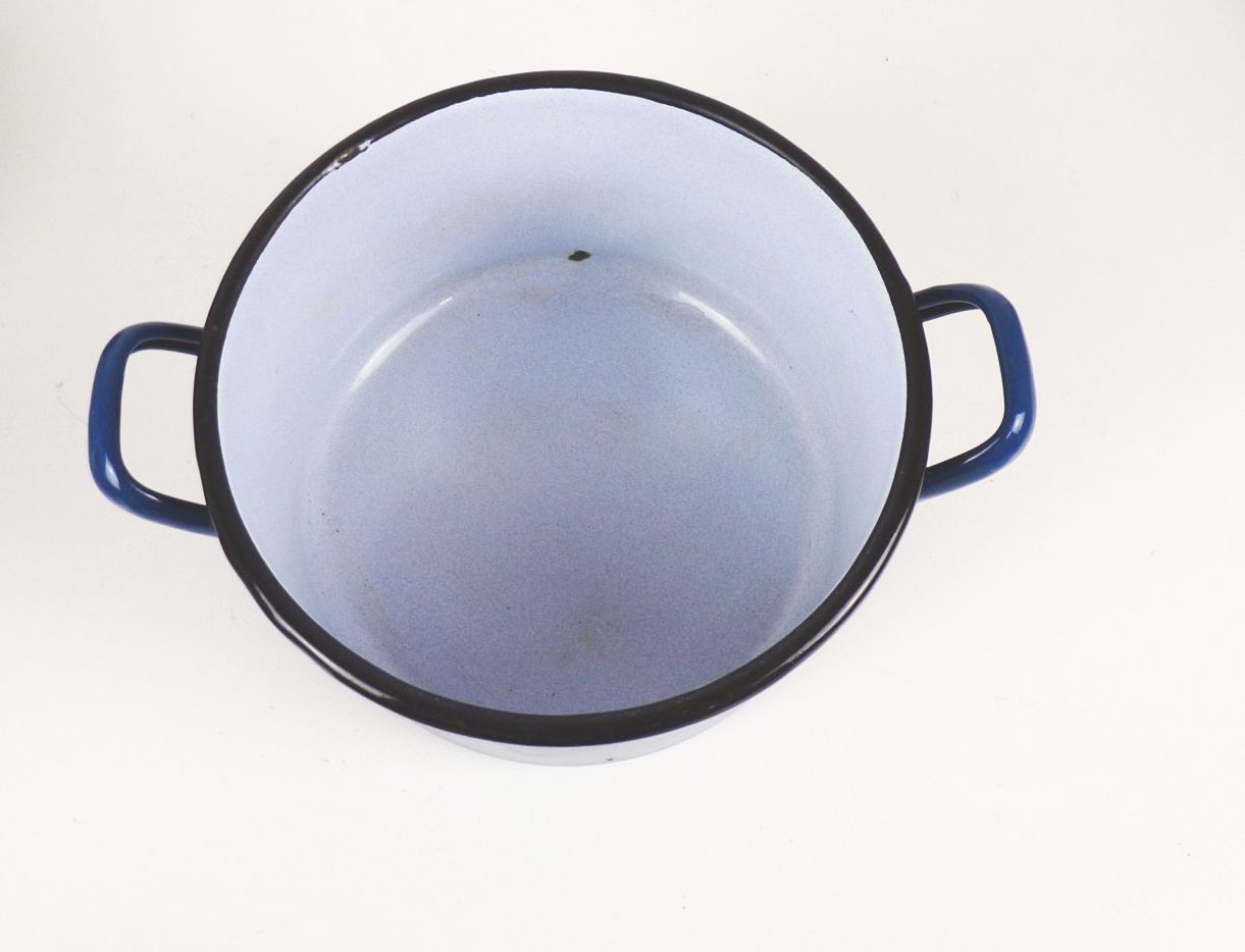 Alte Topf blau Emaille Kochtopf Pflanzgefäß Vintage Alte Topf blau Emaille Kochtopf Pflanzgefäß Vintage