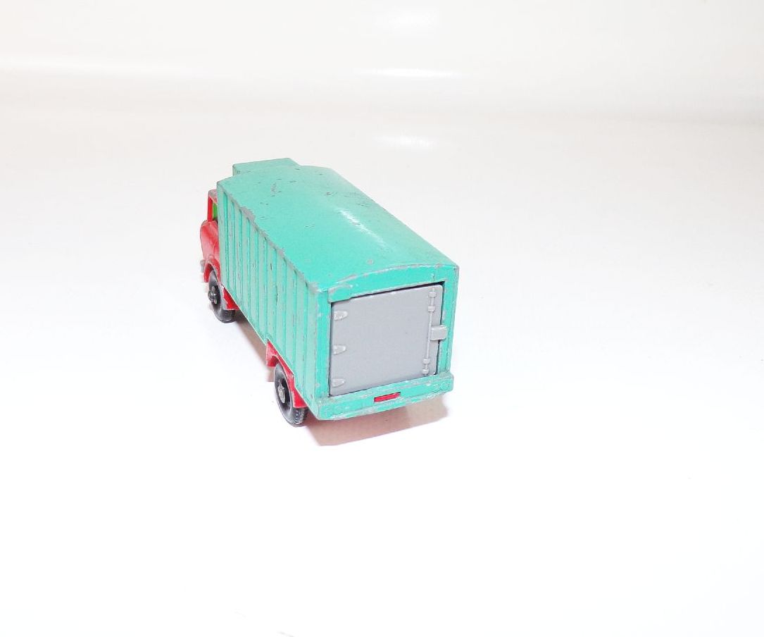 Lesney No 44 Refrigerator Truck matchbox series Lesney No 44 Refrigerator Truck matchbox series
