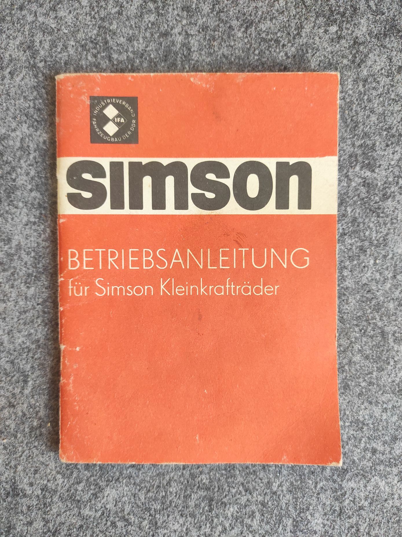 Heft Betriebsanleitung Simson Kleinkrafträder 1980 mit Schaltplan Heft Betriebsanleitung Simson Kleinkrafträder 1980 mit Schaltplan