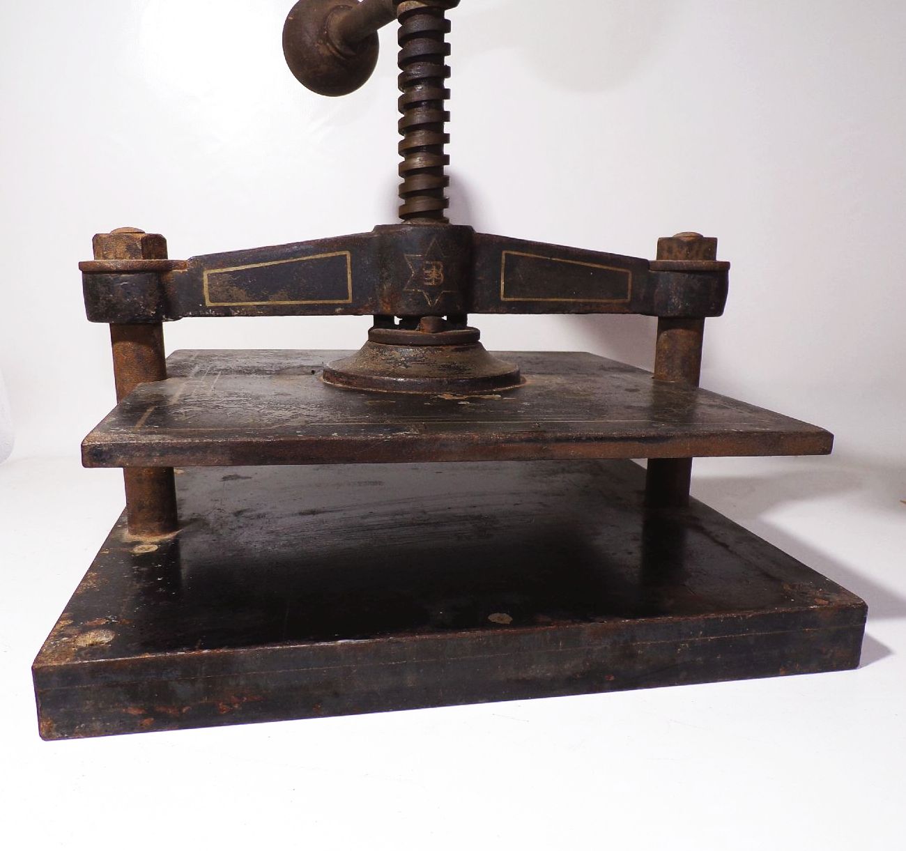 Alte Buchpresse Spindelpresse Buchdruckpresse