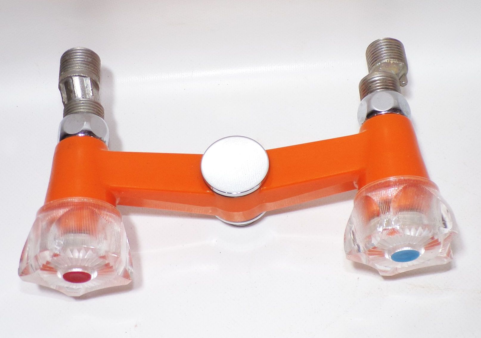 DDR Armatur Orange Badeofen Boiler Therme Wasserhahn Ablauf Retro 