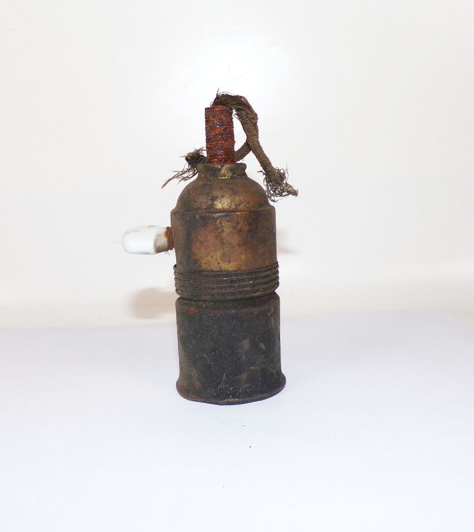 Alte Lampenfassung Messing E27 mit Schalter Lampenfassung 