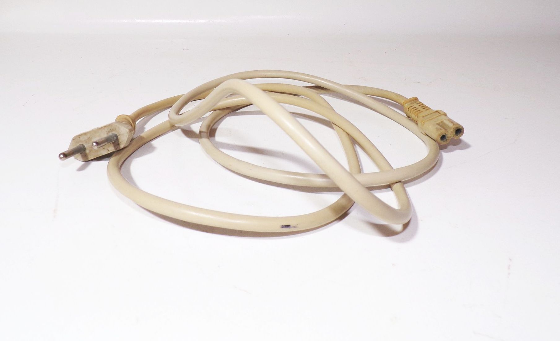 Altes Radio Kabel Anschlusskabel 2polig Gerätestecker