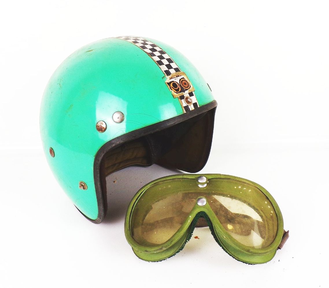Halbschale Mopedhelm Grün Größe 54 Sturzhelm DDR Brille