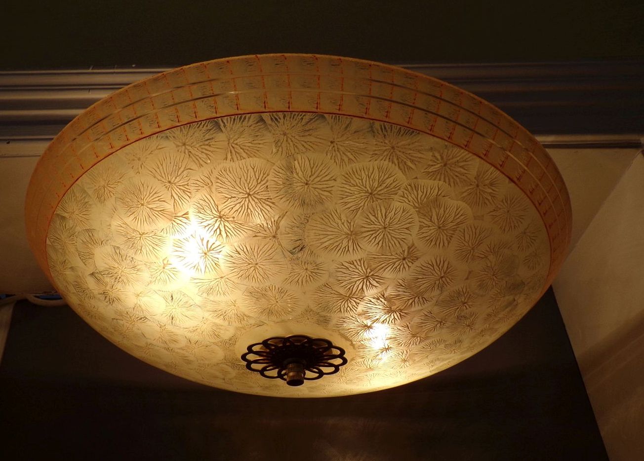 Alte Schalenlampe Deckenleuchte Rund 60er true Vintage Lampe