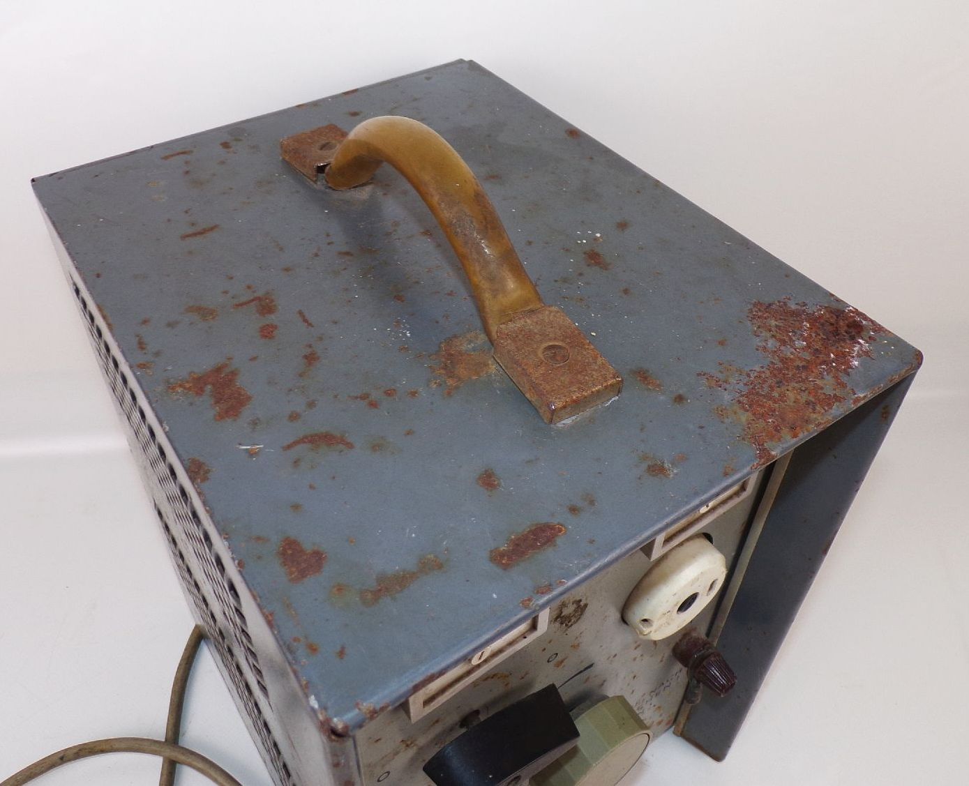 DDR Batterieladegerät Stellgleichrichter kfz Ladegerät Oldtimer