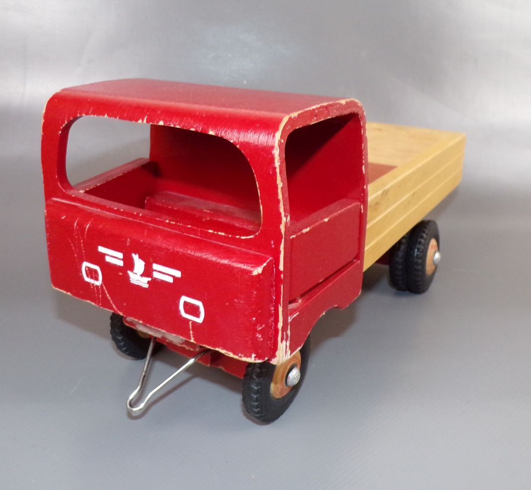 Alter Holz LKW Kipper Holzspielzeug DDR Alter Holz LKW Kipper Holzspielzeug DDR