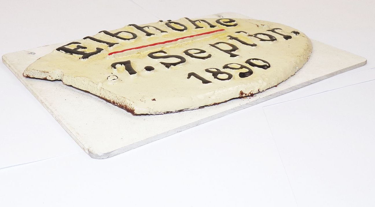 Schild 1890 Elbepegel Leipziger Straße Dresden Pieschen Gusseisen