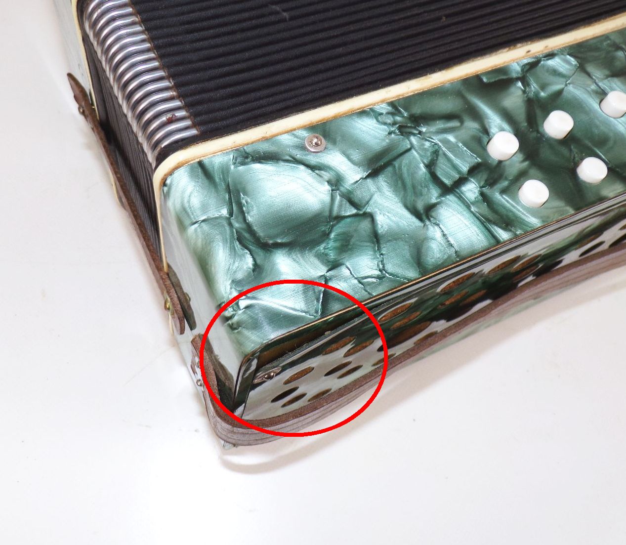 Altes Akkordeon Paul Fischer Klingenthal Originalkarton Altes Akkordeon Paul Fischer Klingenthal Originalkarton