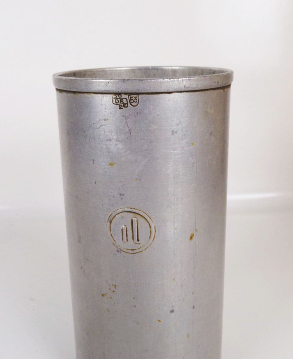 Alter Becher Aluminium 1 Liter Deko Pflanzgefäß