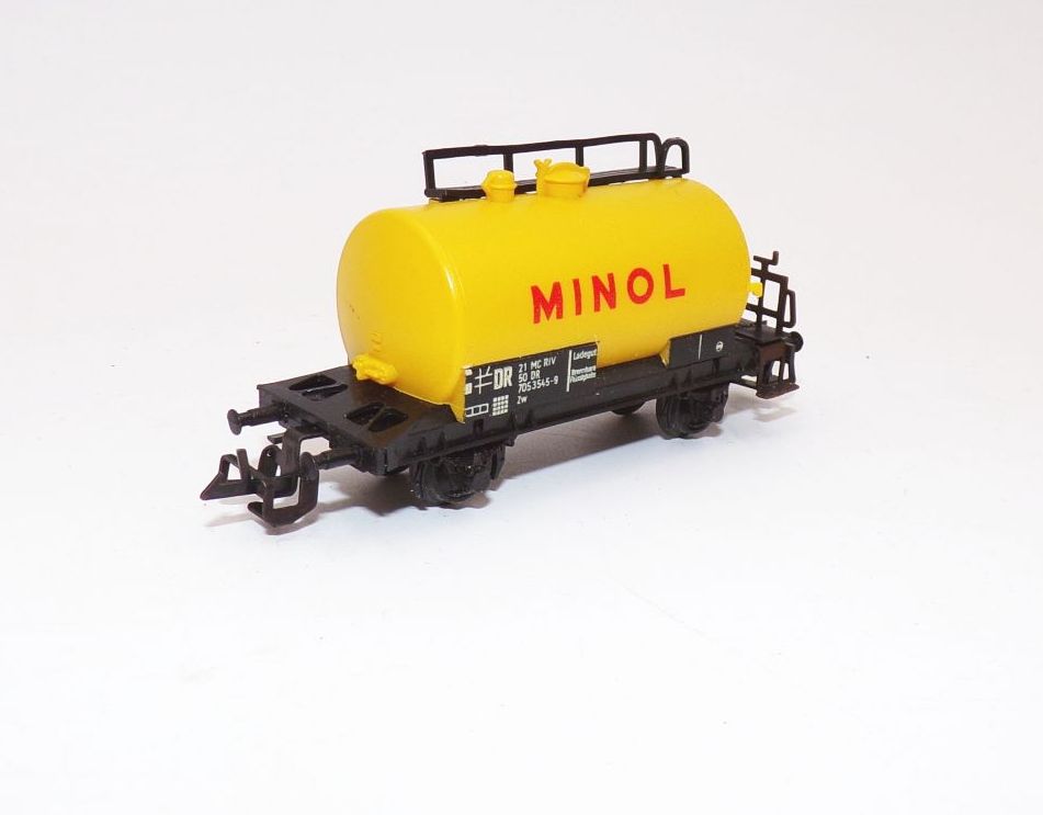 Zeuke TT Minol Kesselwagen analog DDR Zeuke TT Minol Kesselwagen analog DDR