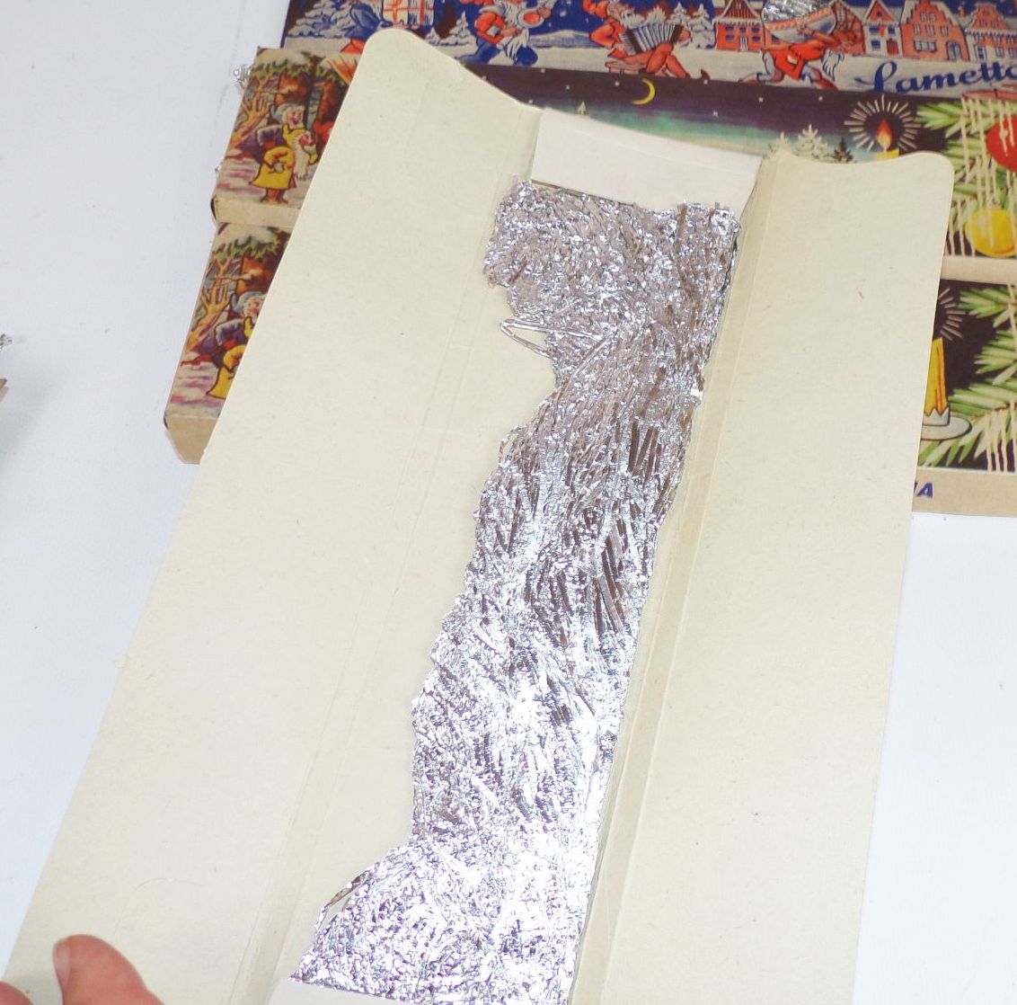 6 x DDR Lametta Weihnachtsschmuck Christbaumschmuck Vintage 6 x DDR Lametta Weihnachtsschmuck Christbaumschmuck Vintage