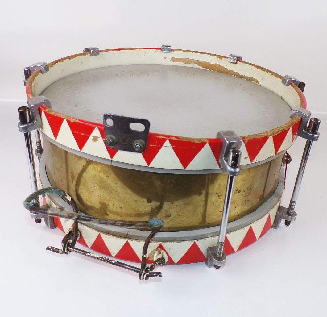 Alte Trommel Marschtrommel mit drumsticks Vintage Musikinstrument Drums