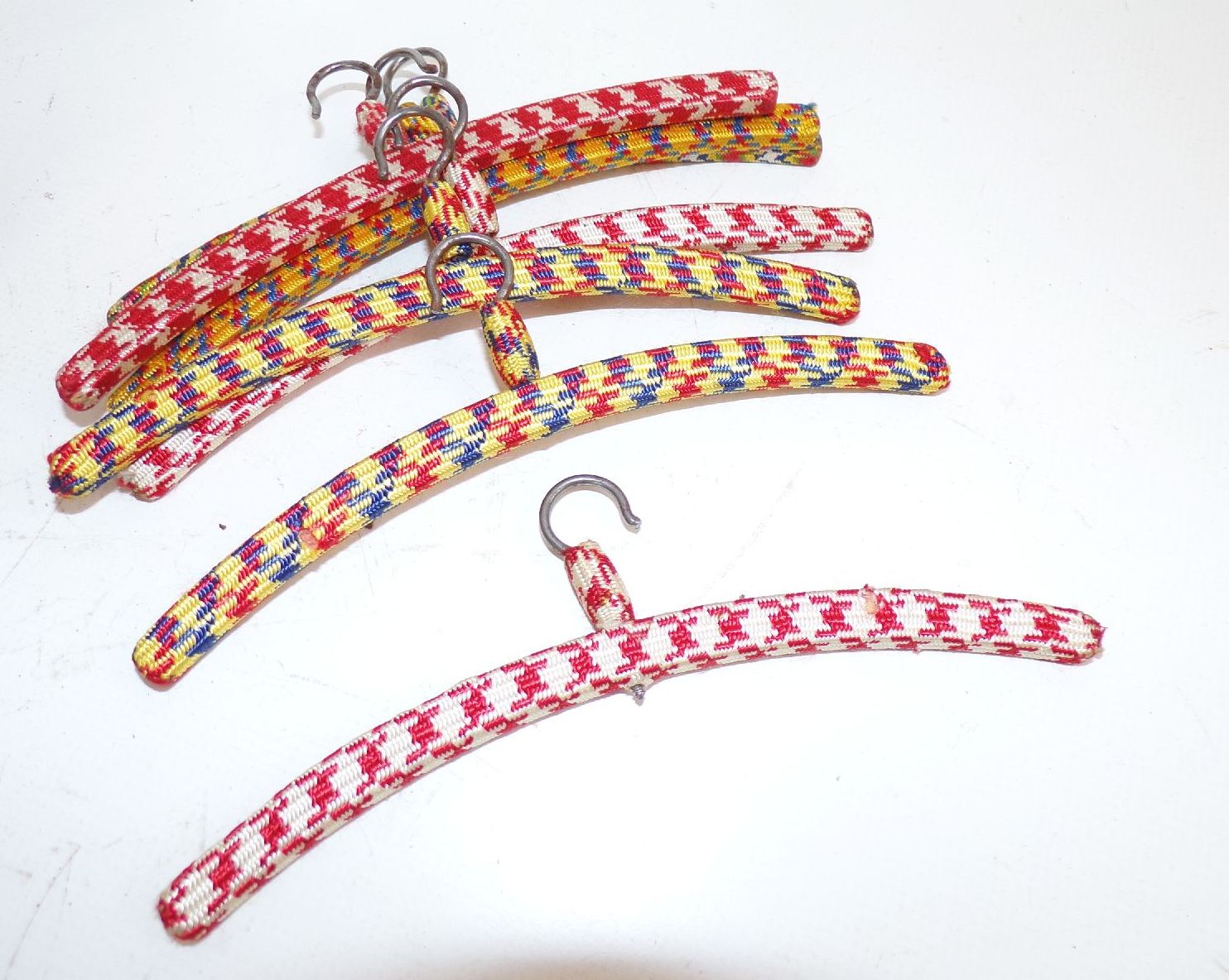 Konvolut Puppenküche Möbel Emaille Geschirr Puppenherd Porzellan 