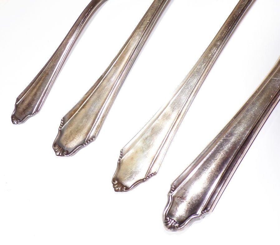 Altes Besteck Roneusil 90er 100er Auflage Besteckkoffer Dekor 