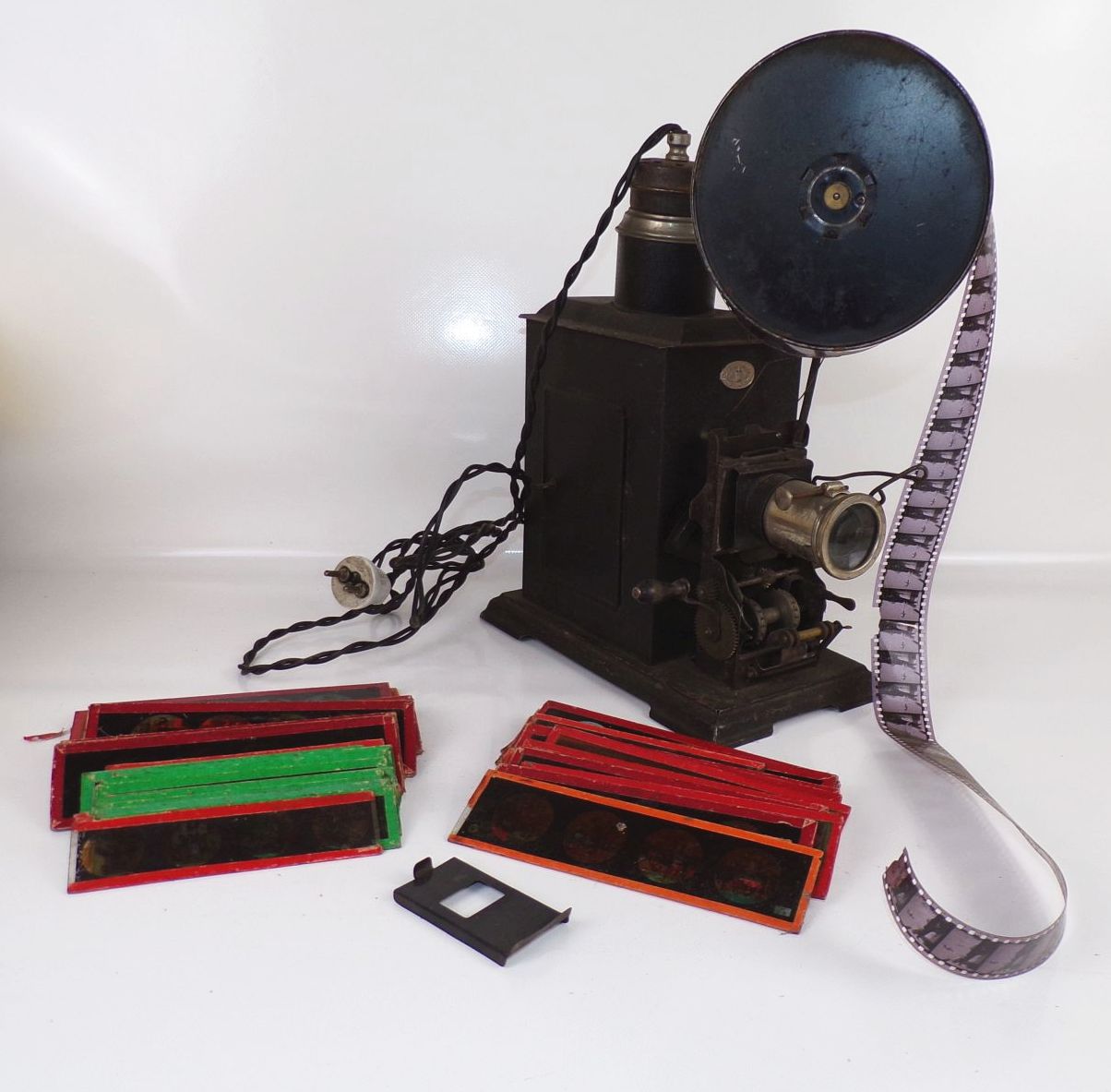 Alte Falk Laterna Magica mit Zubehör 