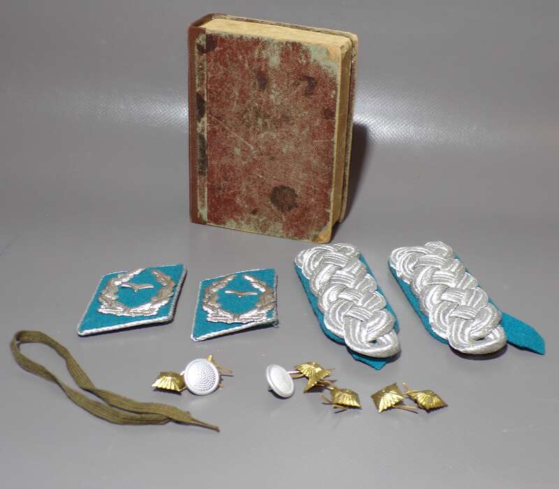 LSK Luftstreitkräfte Kragenspiegel Schulterklappen Stabsoffizier