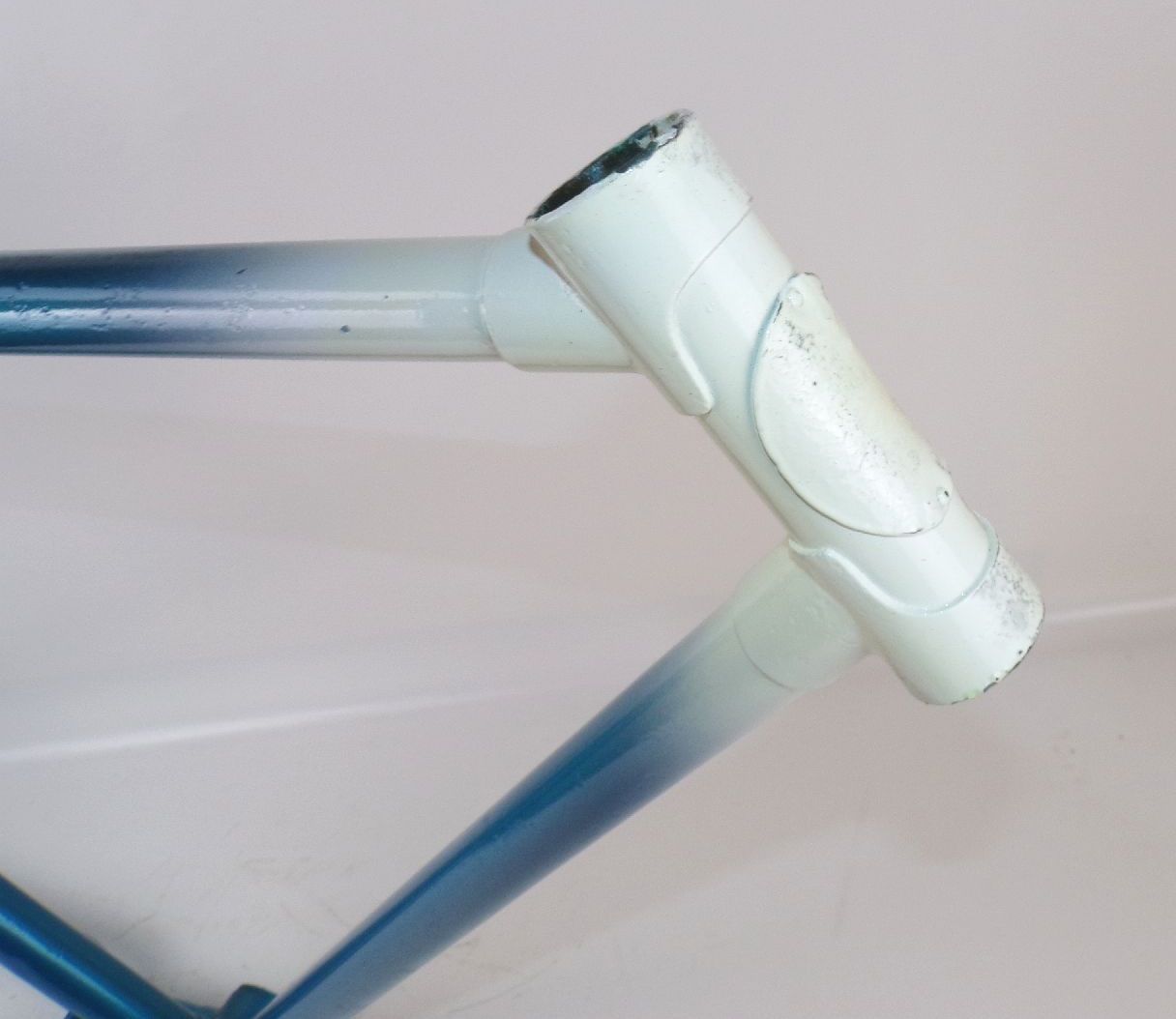 Alter Fahrradrahmen wohl Mifa 26 Zoll Herrenrad mit Fahrradgabel lackiert DDR