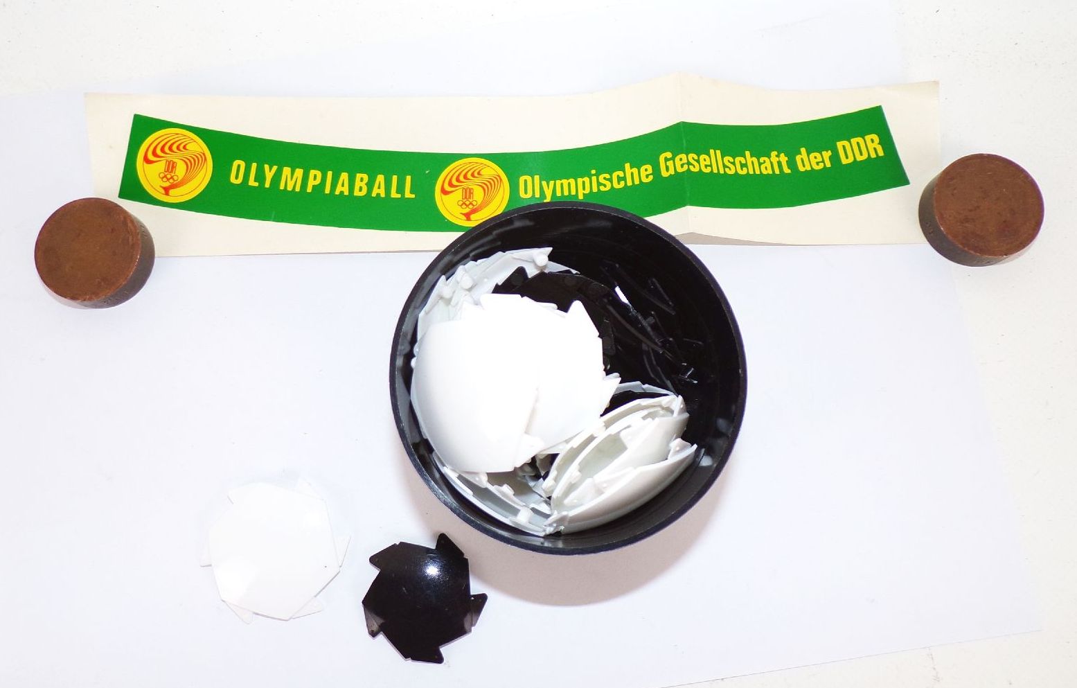 Plasticart Puzzle Ball DDR Olympia in OVP design Streller 