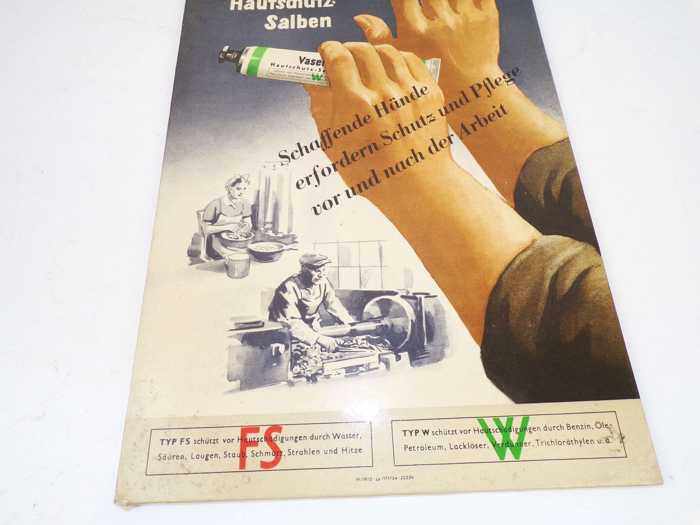 Alter DDR Pappaufsteller Vasenol Hautschutz Salbe 1954 Reklame Drogerie