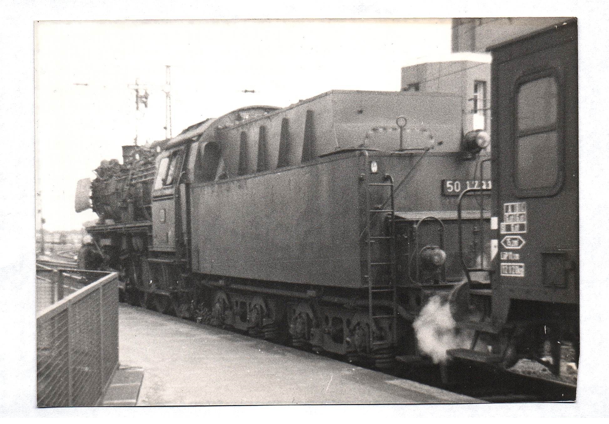 Foto DB Dampflok 50 1791 Bw Stolberg Kastentender Mönchengladbach Hbf 01.06.1968