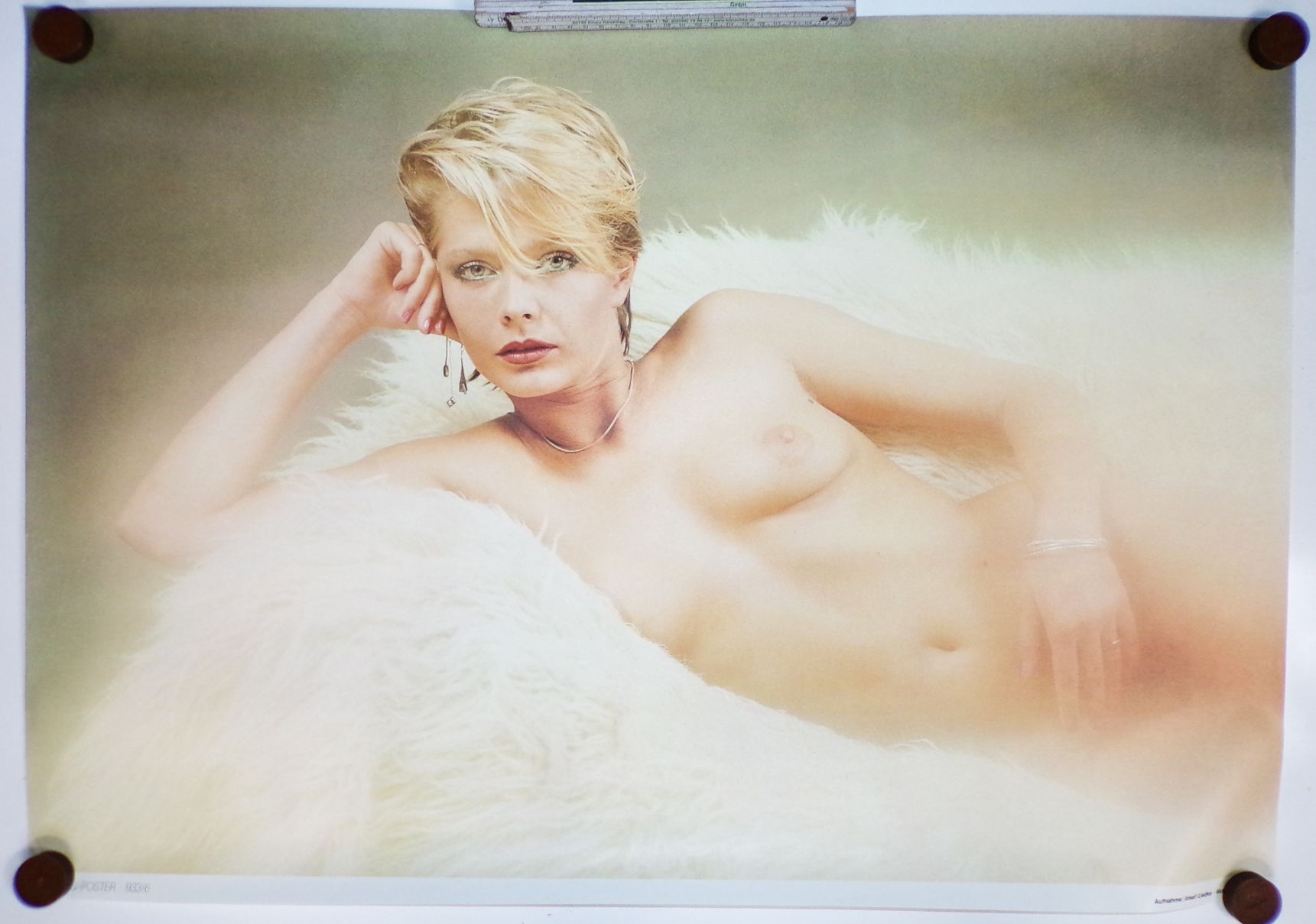 Plakat Akt schwebend nackte Frau Erotik DDR nude 