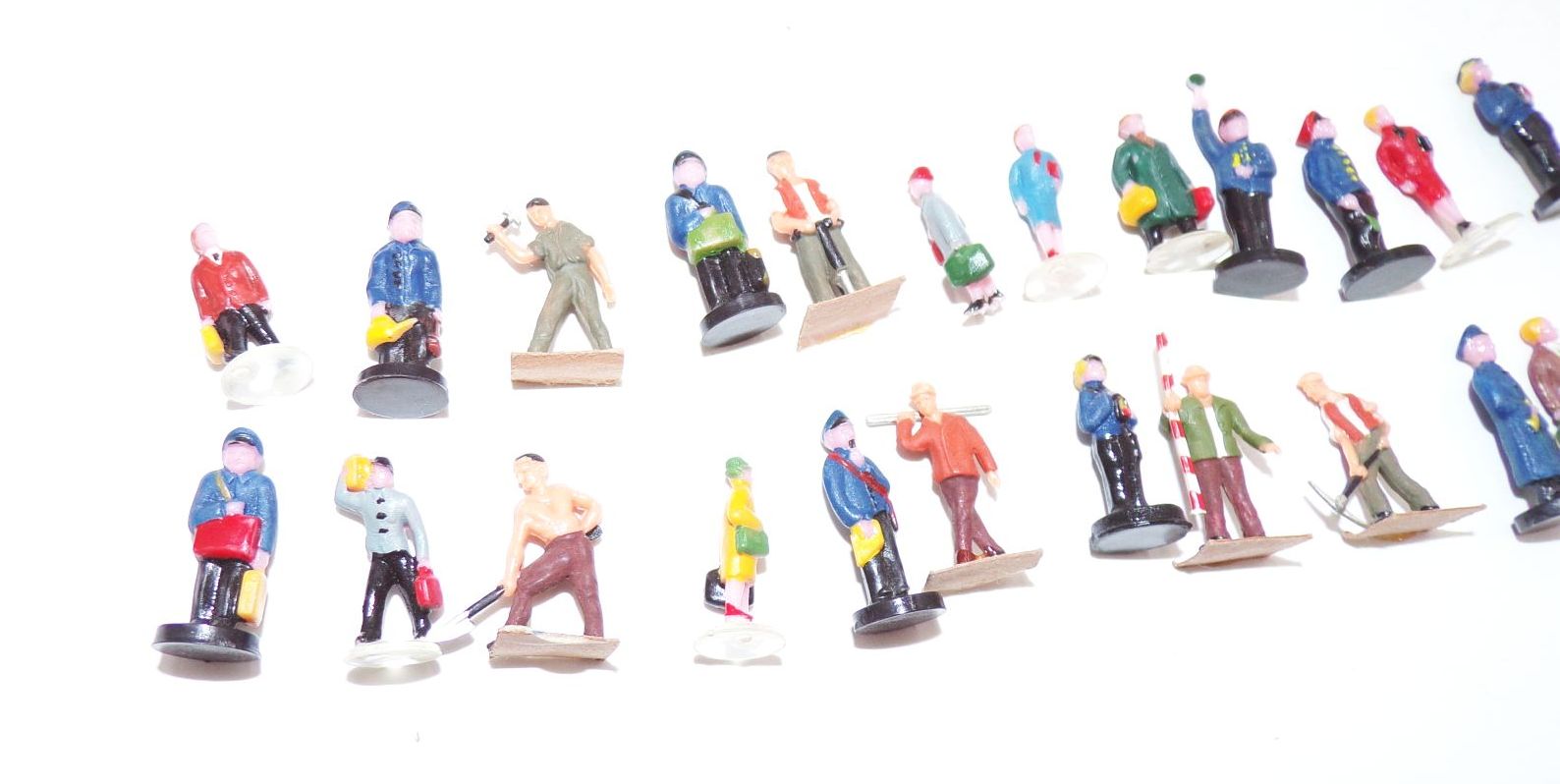 Herr Eisenbahnfiguren 9 Stück und andere Figuren Spur H0 Herr Eisenbahnfiguren 9 Stück und andere Figuren Spur H0