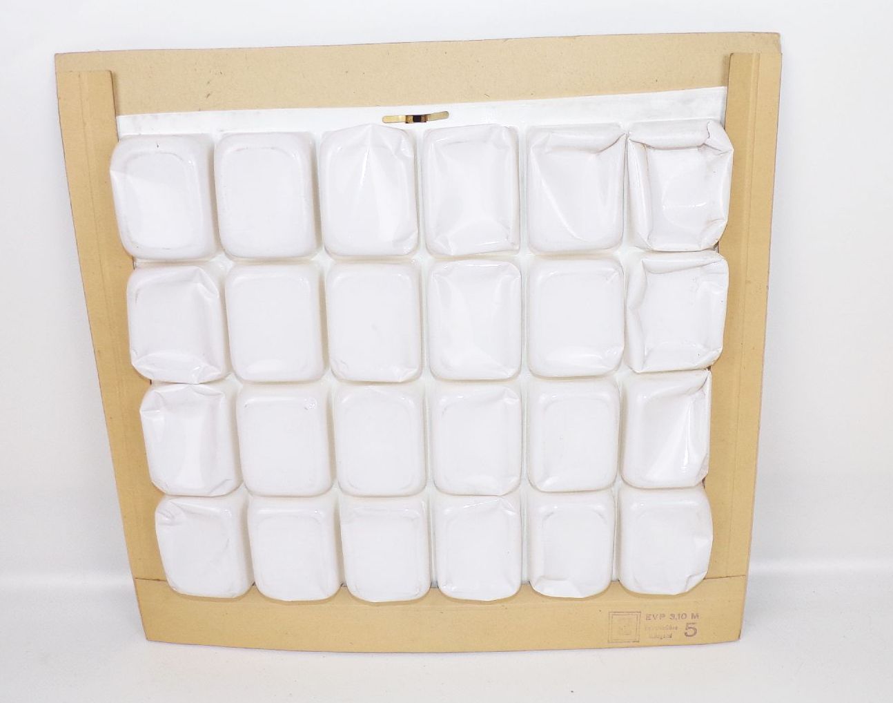 Alter DDR Adventskalender zum Selbstbefüllen 1970 er Weihnachtsmann Tiere