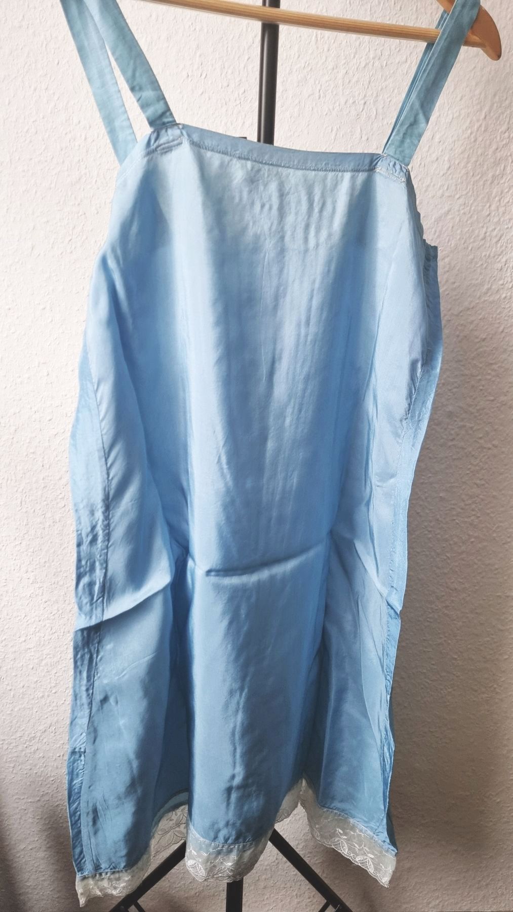 Negligee Damen Unterhemd Vintage hellblau weiß altes Nachthemd Unterrock Negligee Damen Unterhemd Vintage hellblau weiß altes Nachthemd Unterrock
